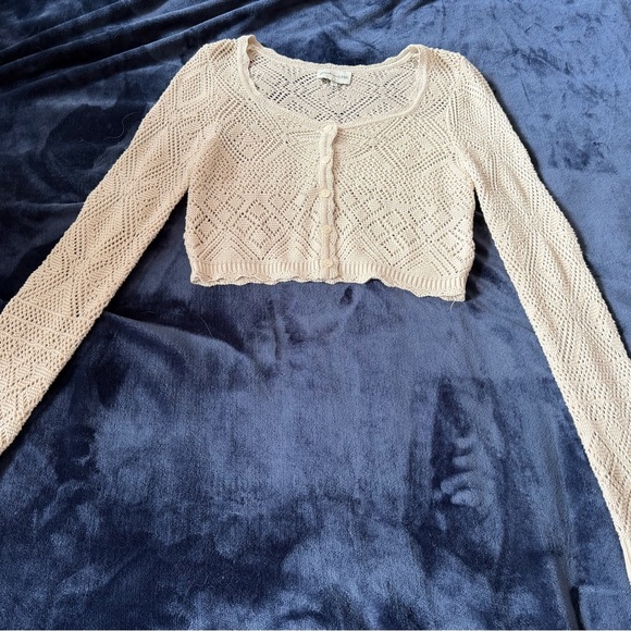 Freshman 1996 Sweaters - Cropped Open-Knit Button Front Sweater - Cream